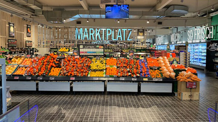 HIT Markt Mainz, Eingang zum Marktplatz Obst & Gemüse