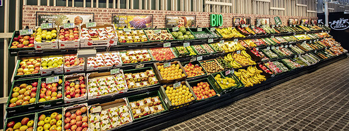 HIT Markt, marktplatz mit Obst Gemüseabteilung