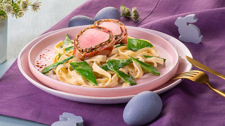 Schweinefilet im Champignon-Speckmantel | Rezepte | HIT